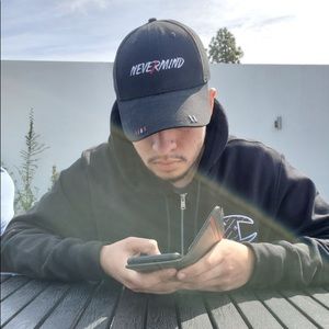 Meet your Posher, Luis